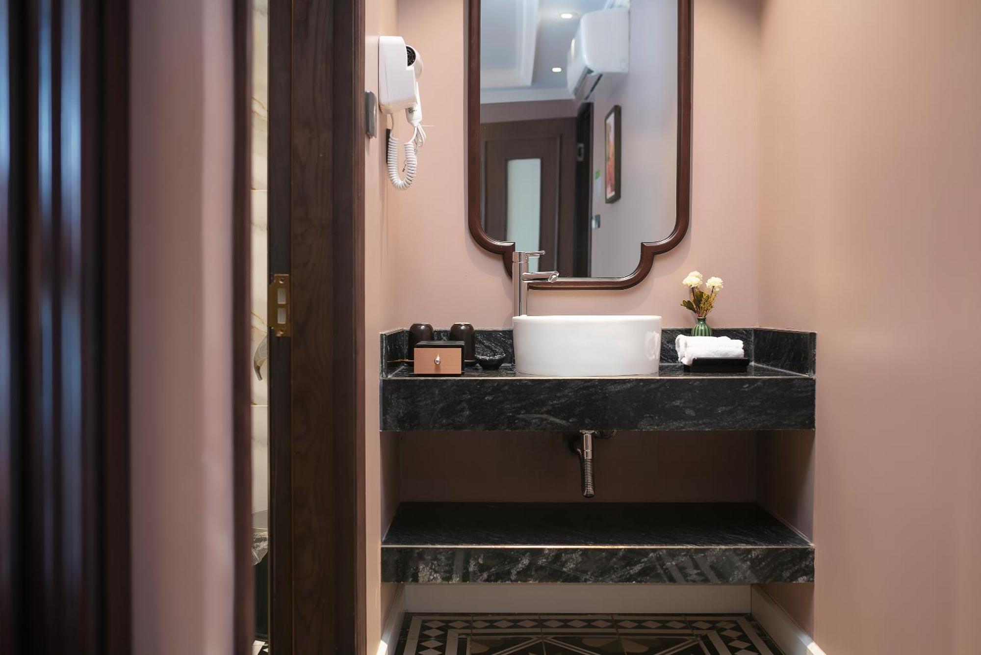 Acoustic Premium Hotel & Spa Hanoi Eksteriør bilde