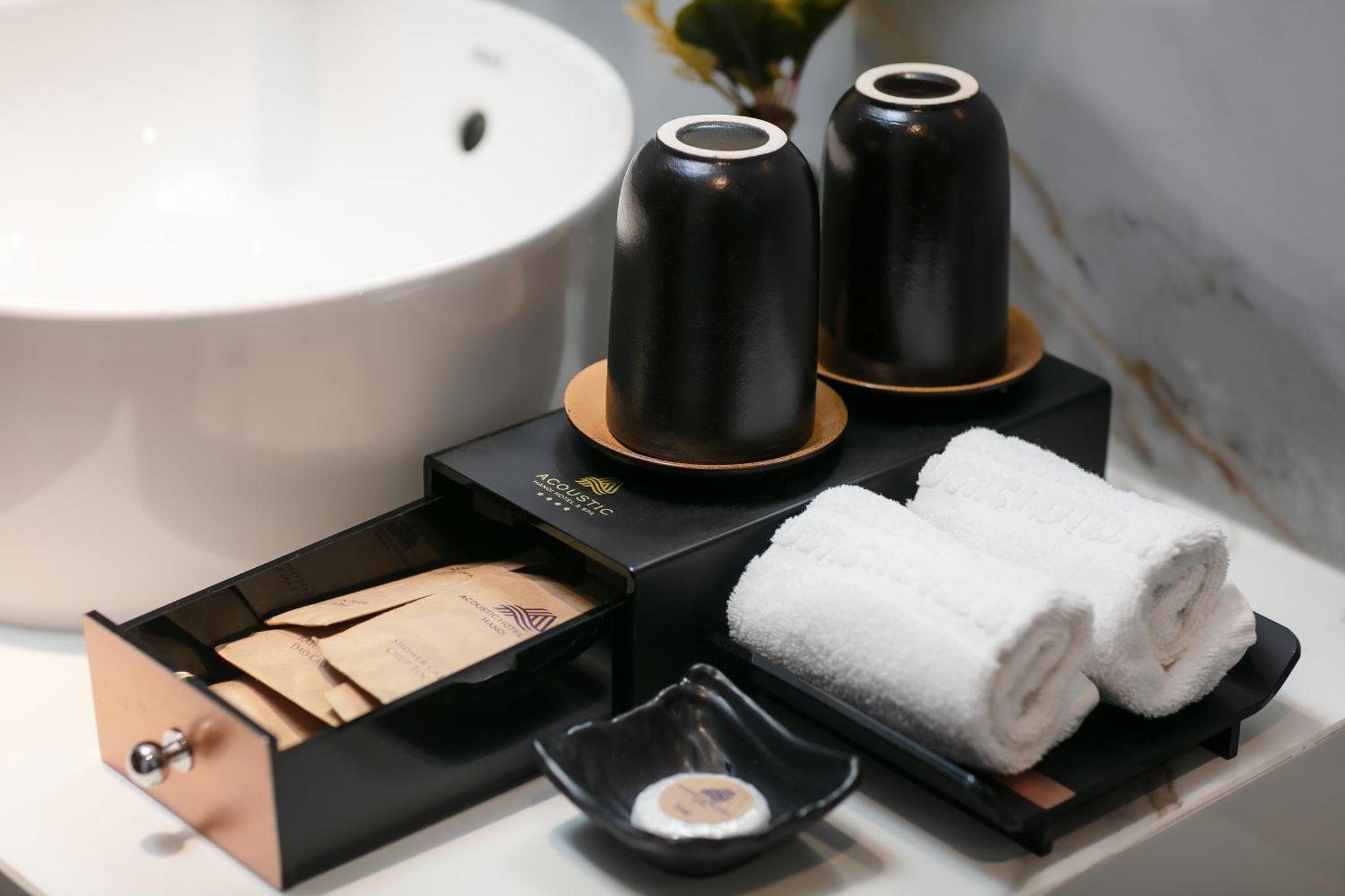 Acoustic Premium Hotel & Spa Hanoi Eksteriør bilde